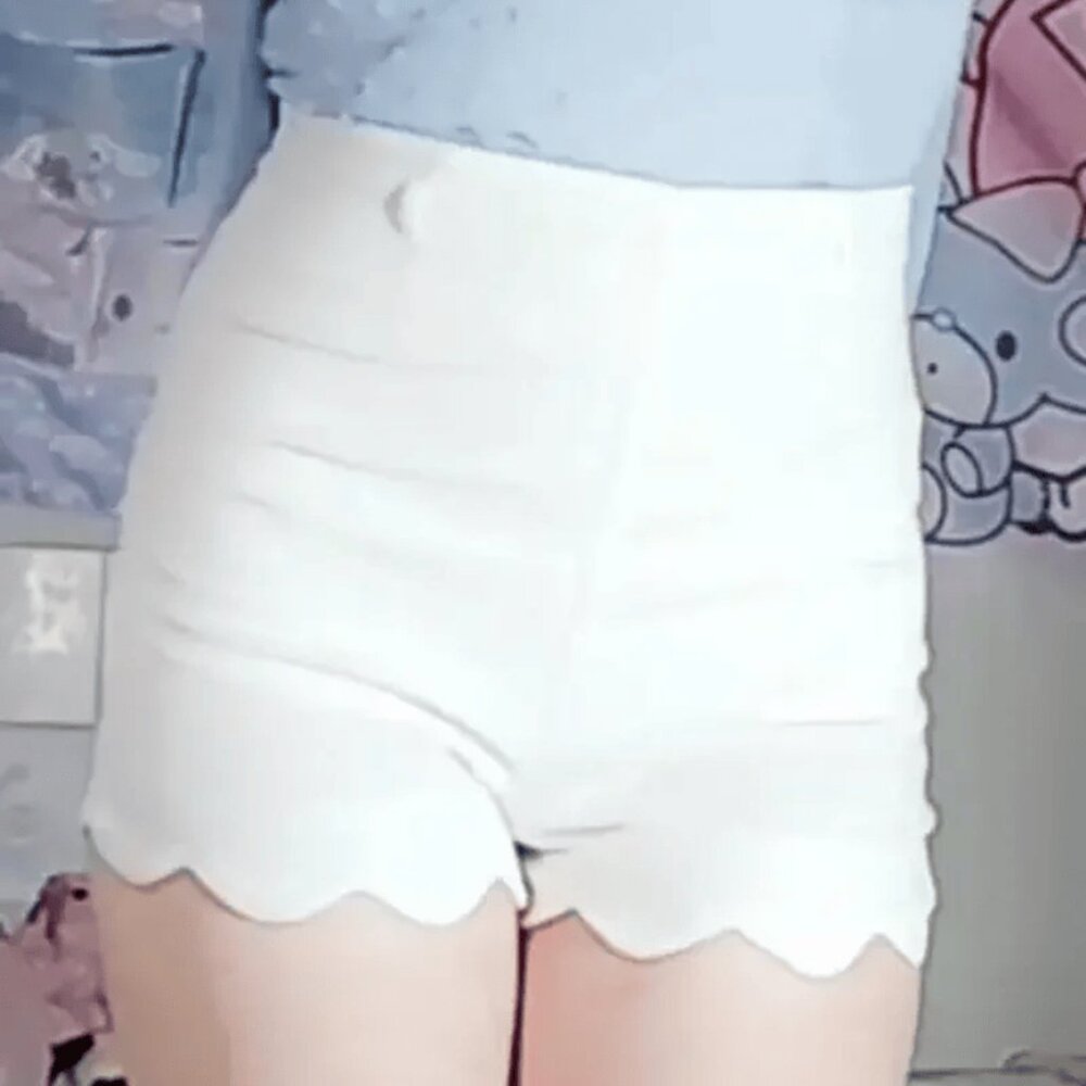 womens like new high waisted small white shorts cutecore